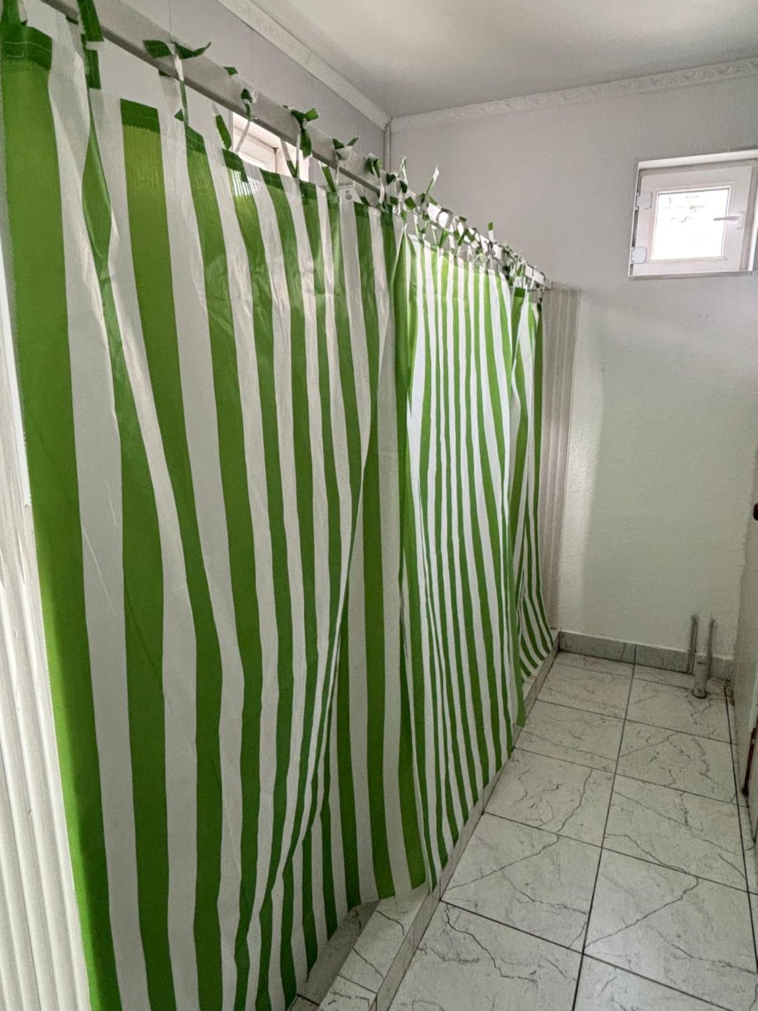 Hostel,Halal Хостел,Халал Tokmok Exterior foto