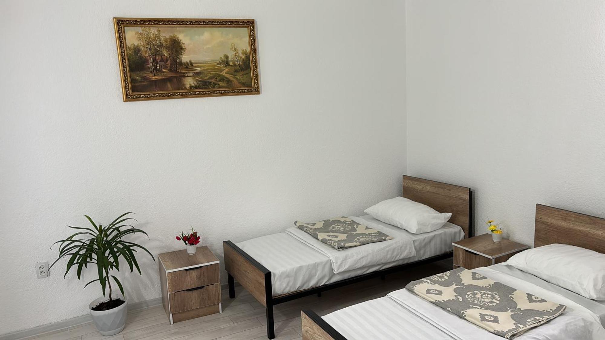 Hostel,Halal Хостел,Халал Tokmok Exterior foto