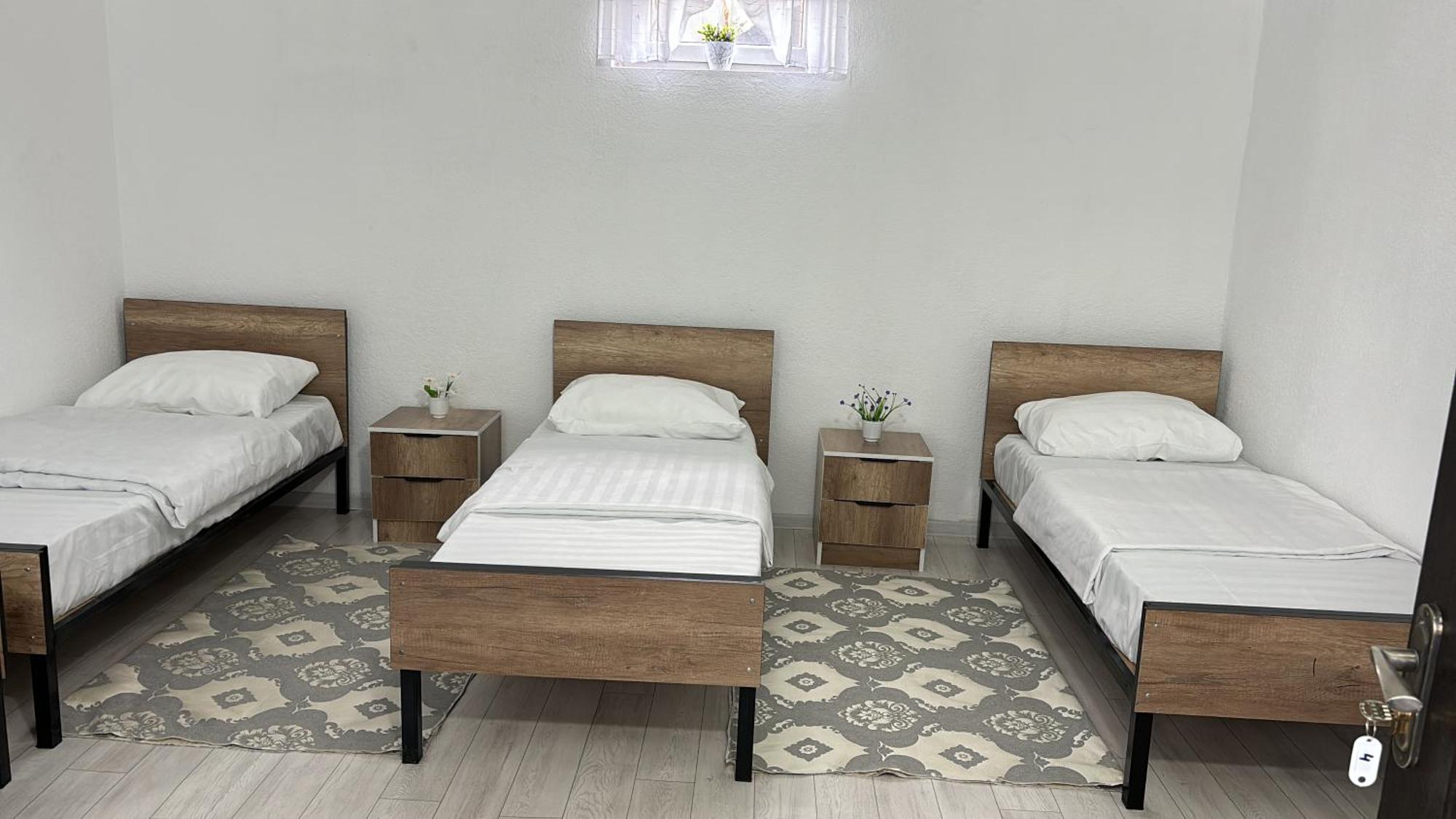 Hostel,Halal Хостел,Халал Tokmok Exterior foto